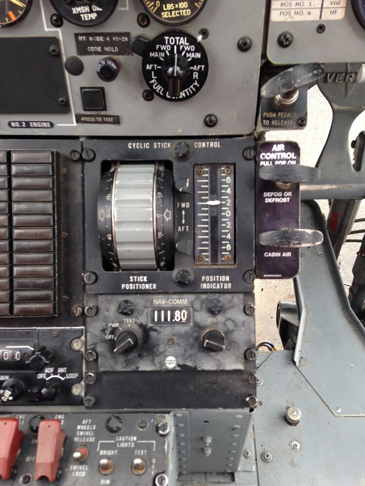 Dettaglio cockpit CH-47C
