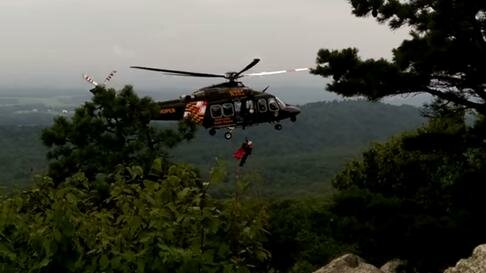 Maryland State Police helicopter hoist rescues hiker on Sugarloaf Mountain -VIDEO