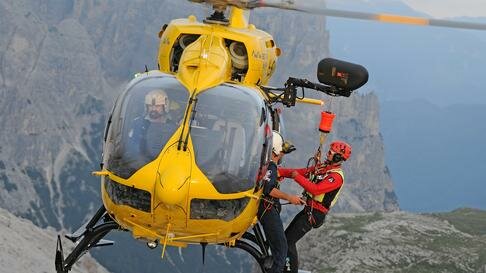 Elisoccorso, corsa a tre per la Sardegna