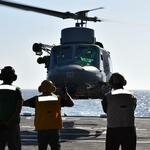 Precipita un elicottero della Marina Militare: morto uno degli occupanti